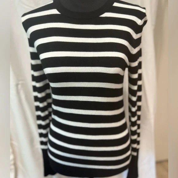 Zara Knit Sweater with Black & White Stripes - Picture 1 of 4